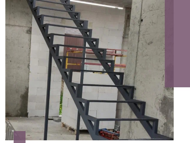 Демонтаж металлических лестниц в Оренбурге быстро и безопасно