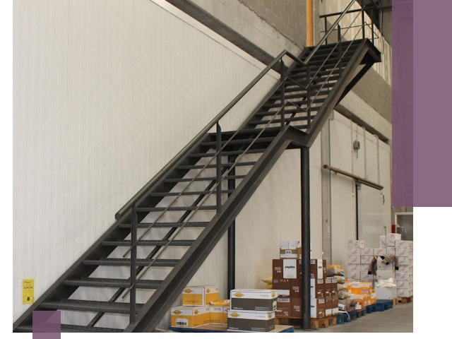 Лестницы для производства в Оренбурге — изготовление и монтаж