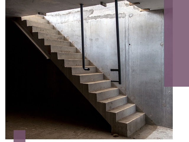 Изготовление и монтаж лестниц в подвале в Оренбурге