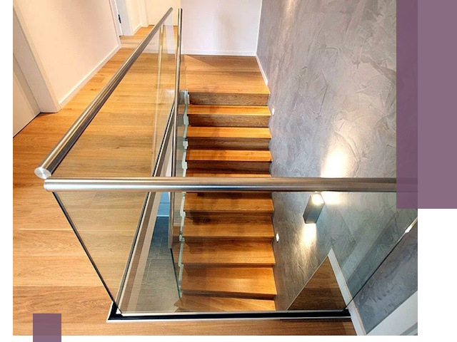 Перила для лестницы в доме — изготовление и монтаж в Оренбурге