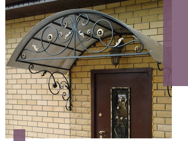 Изготовление козырьков из металла под ключ в Оренбурге